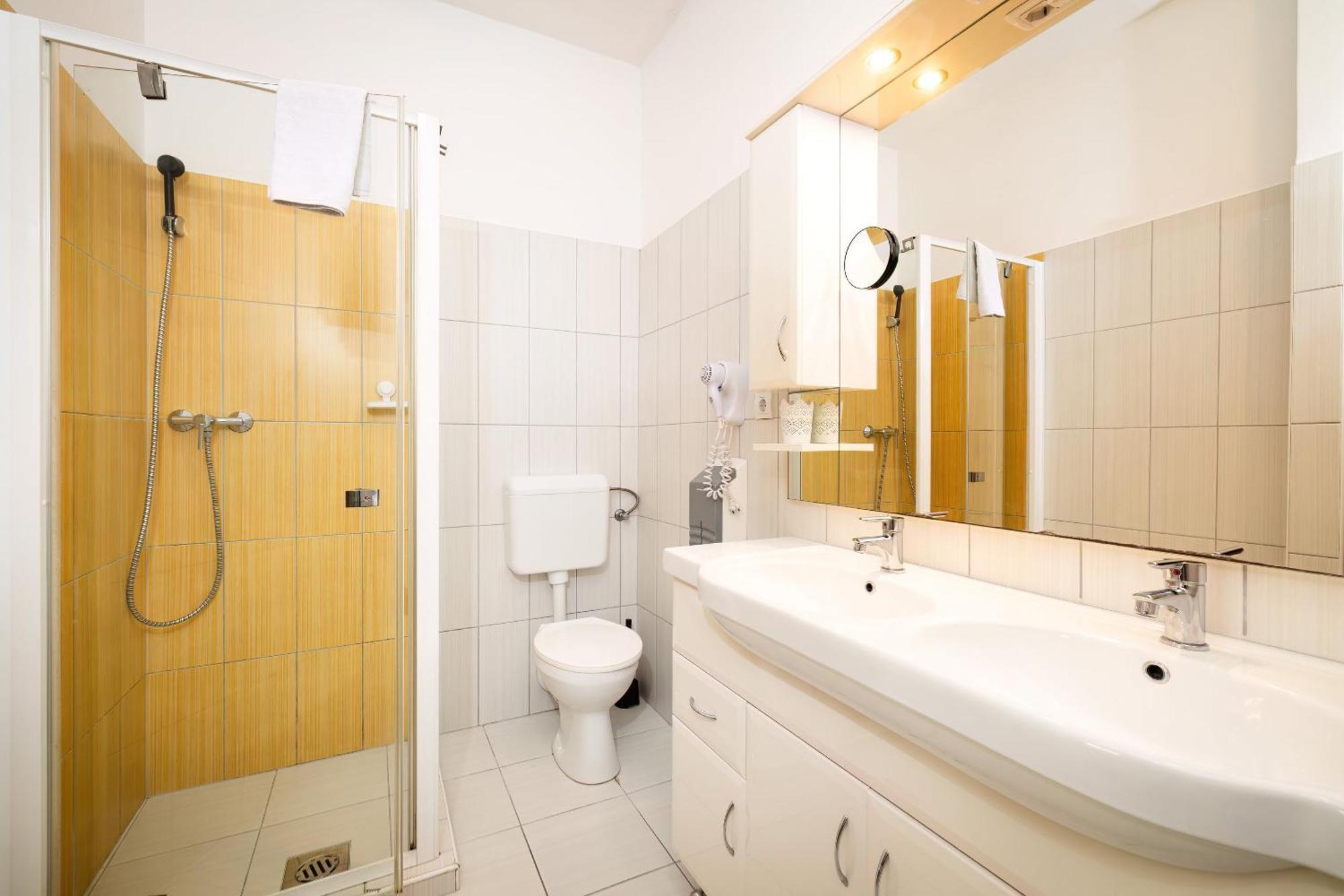 Pelso Panzio Bed & Breakfast Balatonmáriafürdő Dış mekan fotoğraf